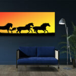 M3_0037_MOCKUPS_LAND_0068_4879530_horses-silhouettes_AOAY2161