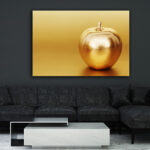 2M_0025_ML_0043_6251466_gold-apple-on-gold-background_AOAY1162